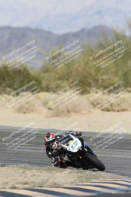 media/Dec-07-2025-CVMA (Sun) [[3e7d2de5dc]]/Race 8-Middleweight Shootout/